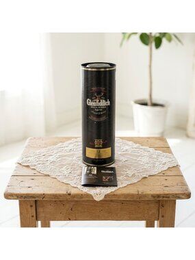 Vintage Glenfiddich 12 Year Scotch Whisky Empty Tube Tin Box & Brochure 12"